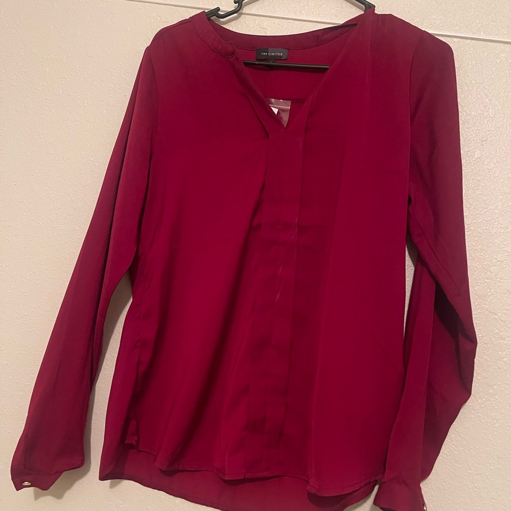 LIMITED NEW Women's Red Long Sleeve Blouse